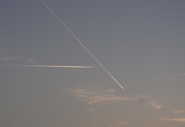 飛行機雲２.jpg